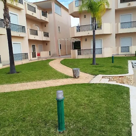 Rua Do Eucalipto Olhos de Agua (Albufeira)